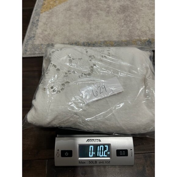 Susan Graver Embroidered Button Up Shirt Sz Large Laser Cutout Linen Bohemian - Picture 9 of 9